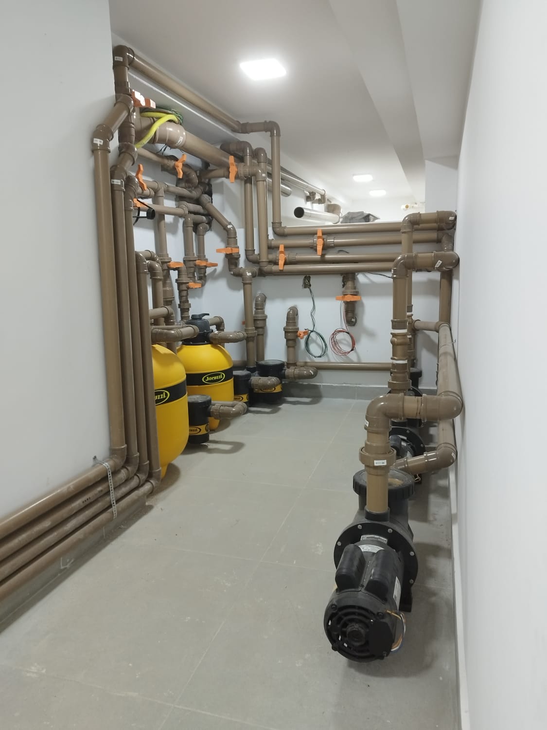Manutenção e instalação de equipamentos de piscina pela AcquaShow